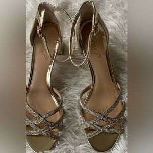 New heeled  jewel straps silver  sandal, Sz 9 1/2